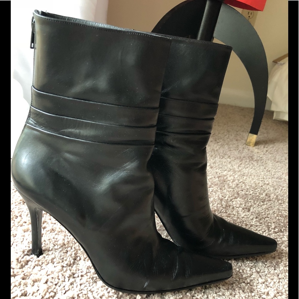 Stuart Weitzman Heel Boots zipper on side